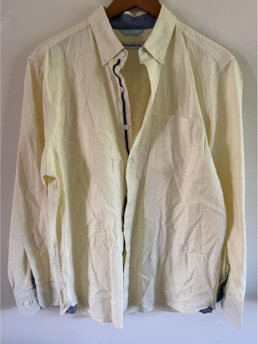 Tommy Bahama Pale Yellow Cotton Button Up shirt Medium
